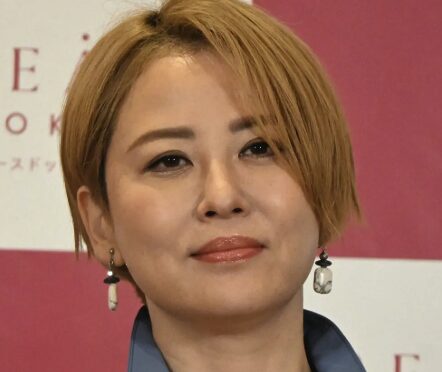 鈴木砂羽の顔の整体はどこ？10年以上通う表参道サロンと効果がすごい！