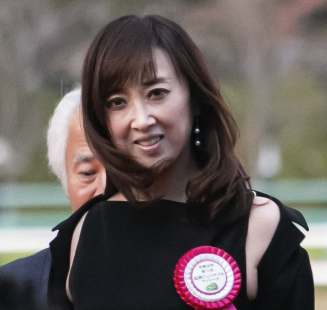 【2026年最新】紫吹淳に夫はいない！現在もおひとりさまを貫く理由とは？