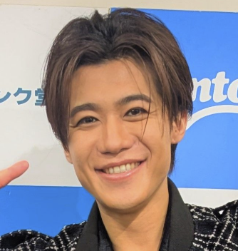 【何者】新浜レオンの父親の画像は誰？伯方の塩CM歌手との親子関係まとめ