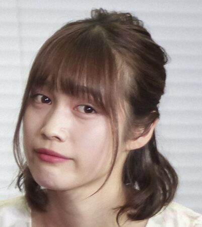 中村ゆりかの口元