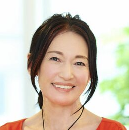 岡田美里の父とアムウェイの実態と芸能一家の真実がやばい！？