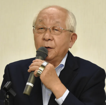 田崎史郎の奥さんは眞由美？素顔と馴れ初め出演料や家族情報まとめ