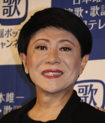 【2026年最新】美川憲一に息子はいない！妻や実父との関係もまとめて紹介